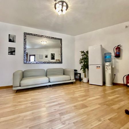 Gran Via Sol Rooms Madrid Luaran gambar